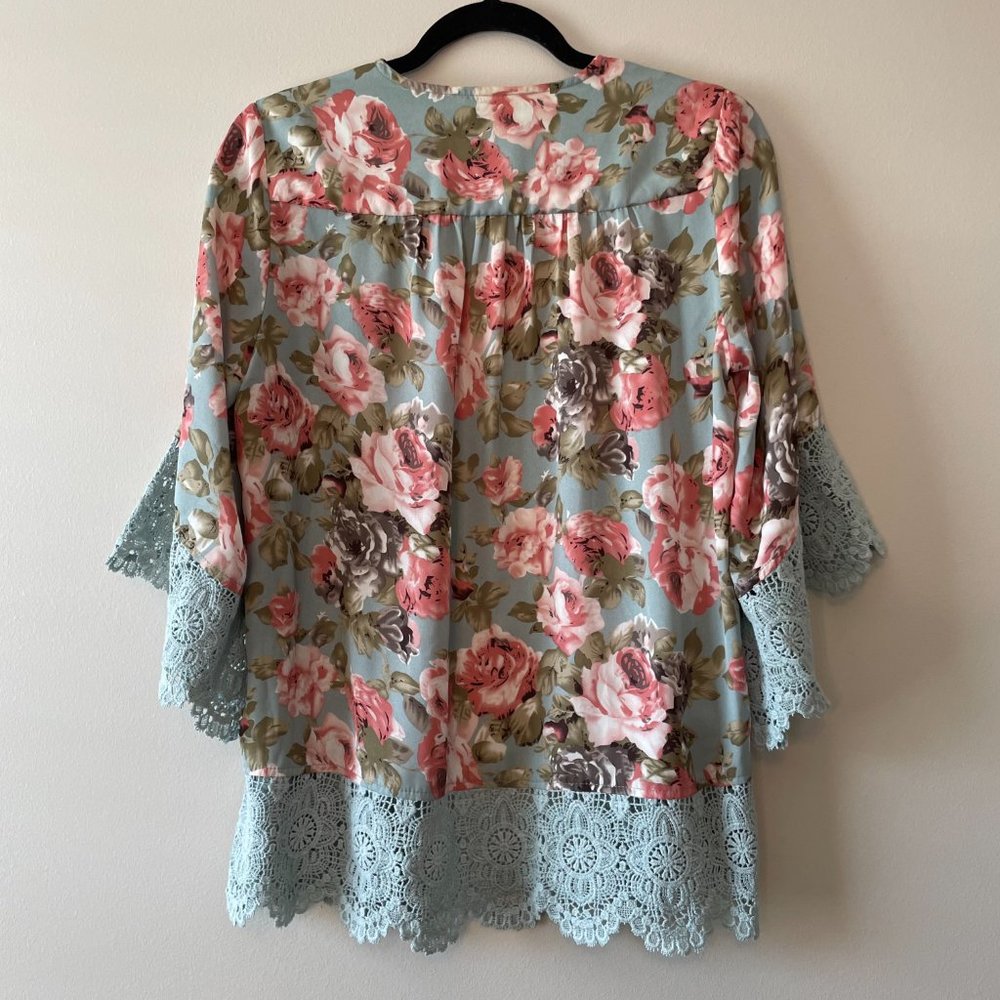 Blue & Pink Rose Floral Lace Kimono - Picture 5 of 6